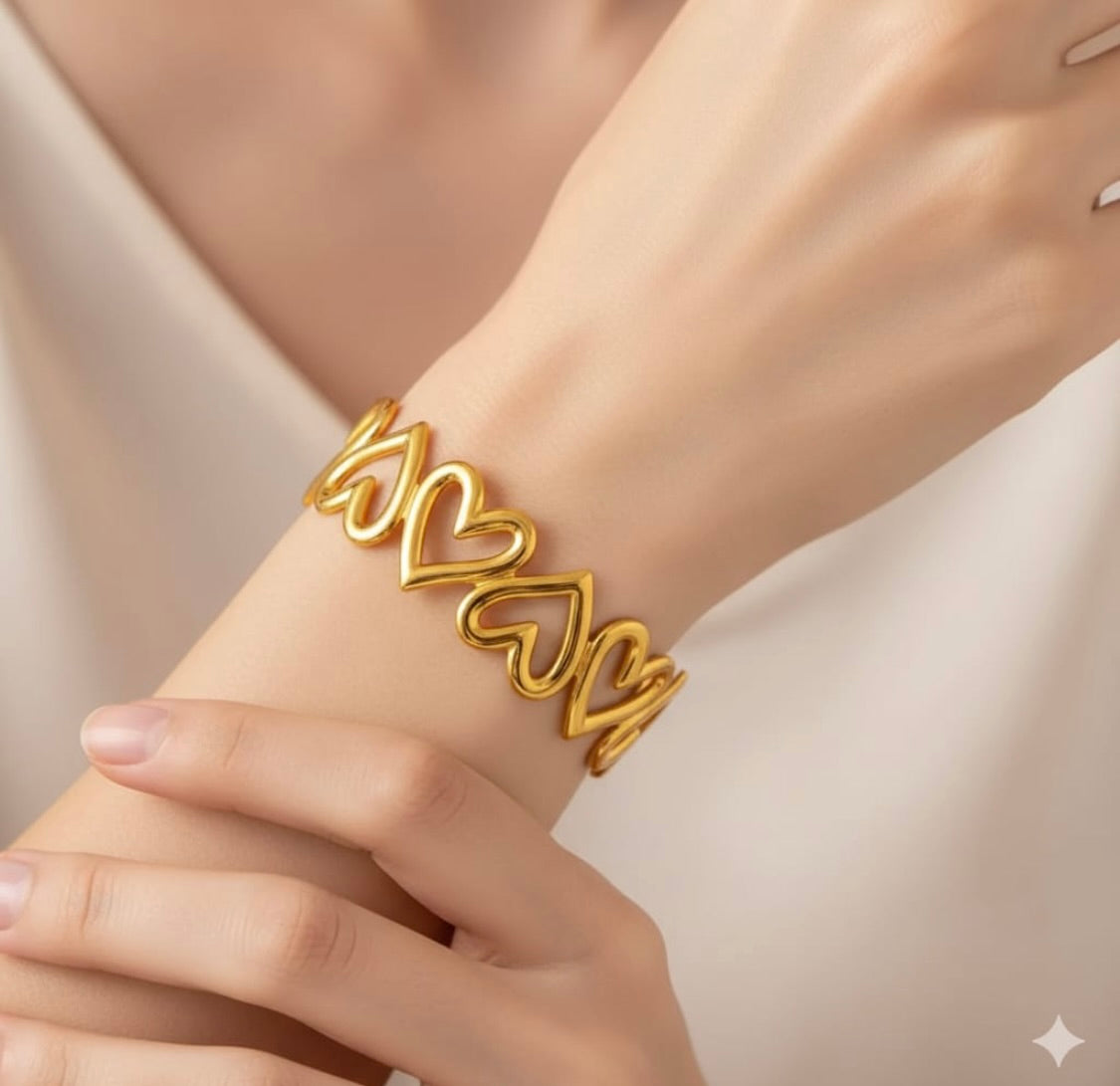 Gold Heart Bracelet Anti Tarnish by Tashyam