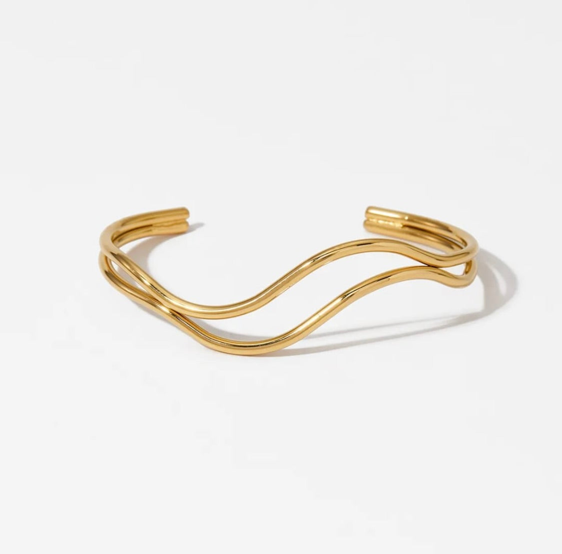 Curvy Bracelet Gold Plated Stainless Steel by Tashyam