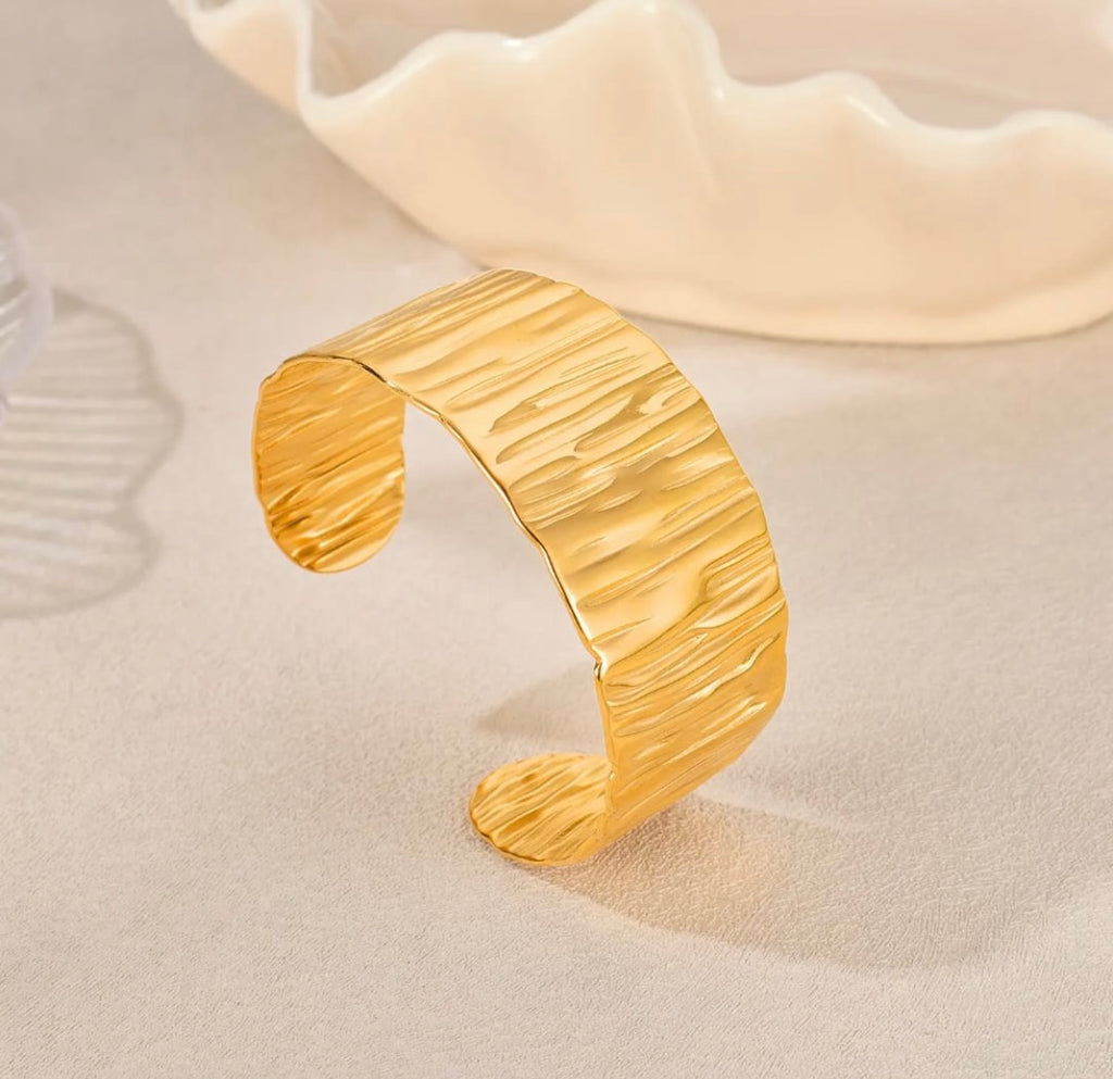 Gold Anti Tarnish Bracelet by Tashyam